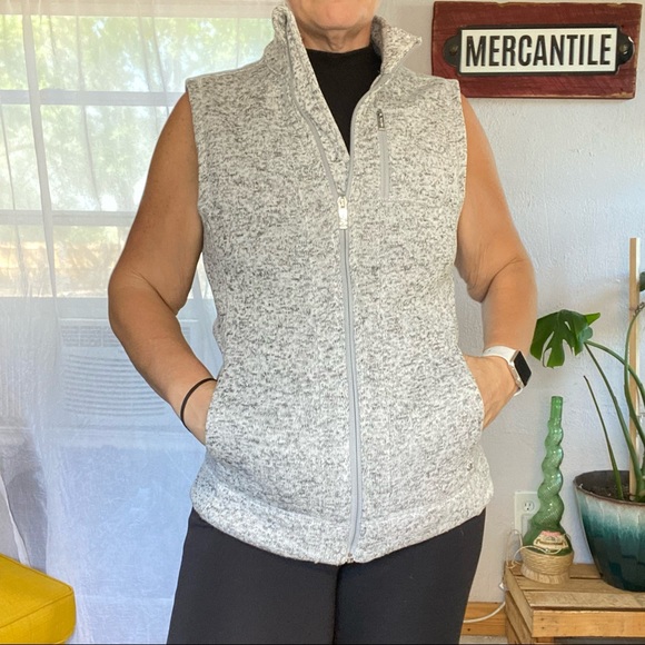 Calvin Klein Heathered Gray Puffer Vest Size Xsmall - Picture 2 of 14